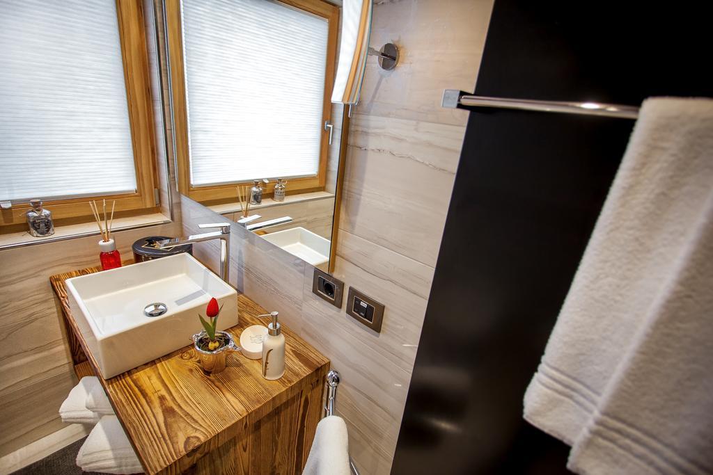 Chalet Stefan - Apartments La Villa  Cameră foto